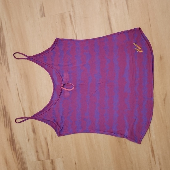 Under Armour MTN Workout Hiking Tank - Picture 2 of 2